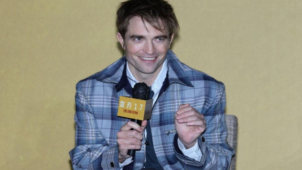 Robert Pattinson