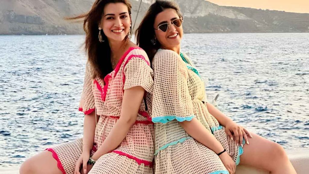 Kriti Sanon and Nupur Sanon_pic courtesy Instagram